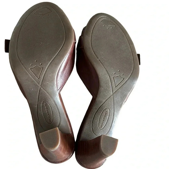 Rockport women shoes,sandal,brown,leather slip on mules ,heels , buckle accent - Picture 9 of 15